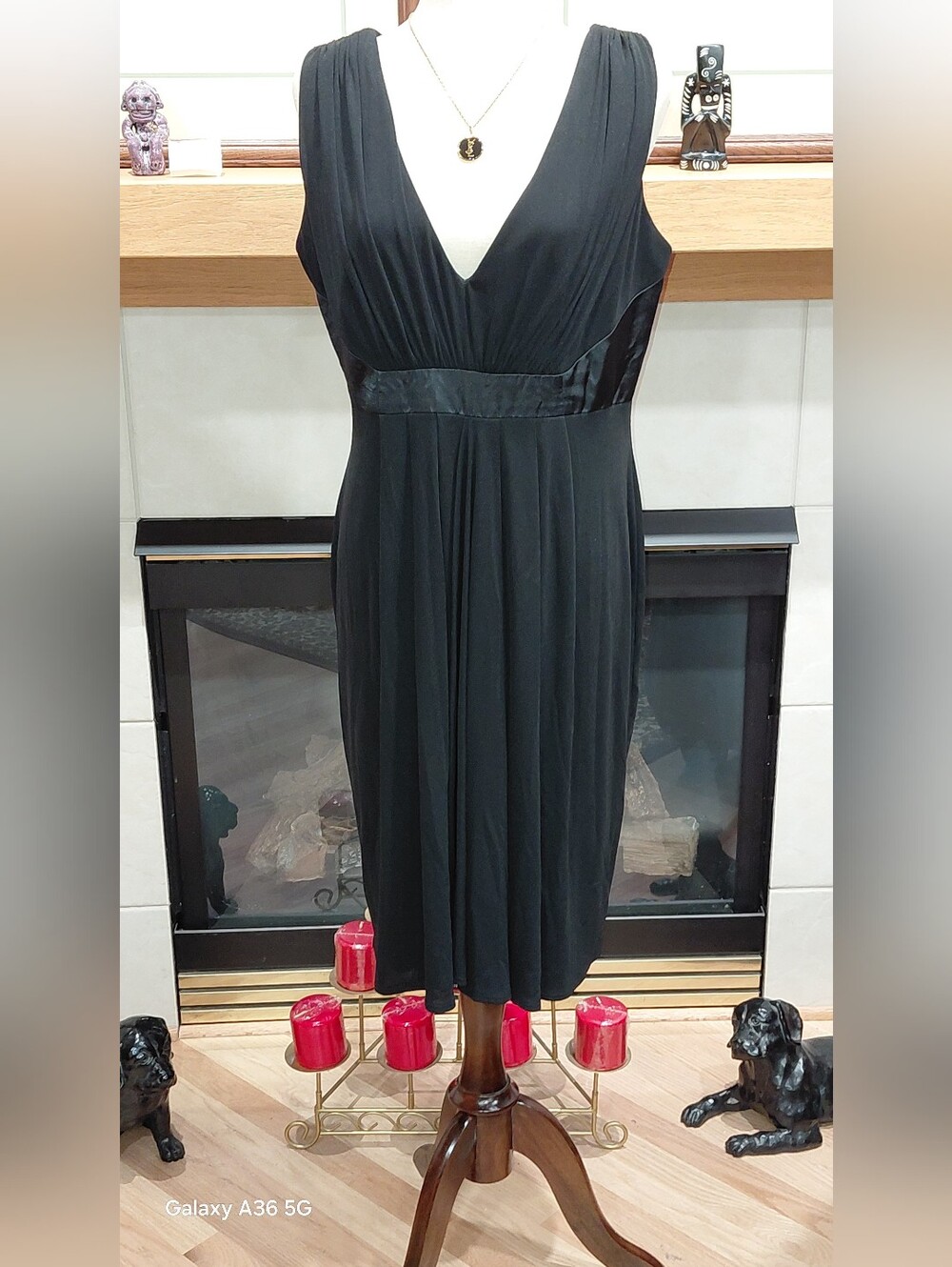 David Meister Black V-Neck Sleeveless Cocktail Dress Sz 12